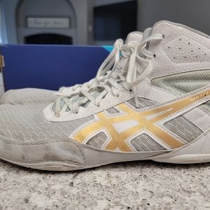 Mens wrestling shoes